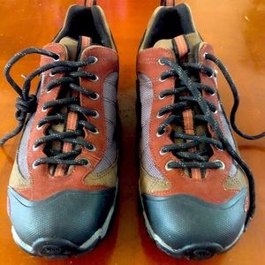 Men’s Oboz waterproof hiking shoes